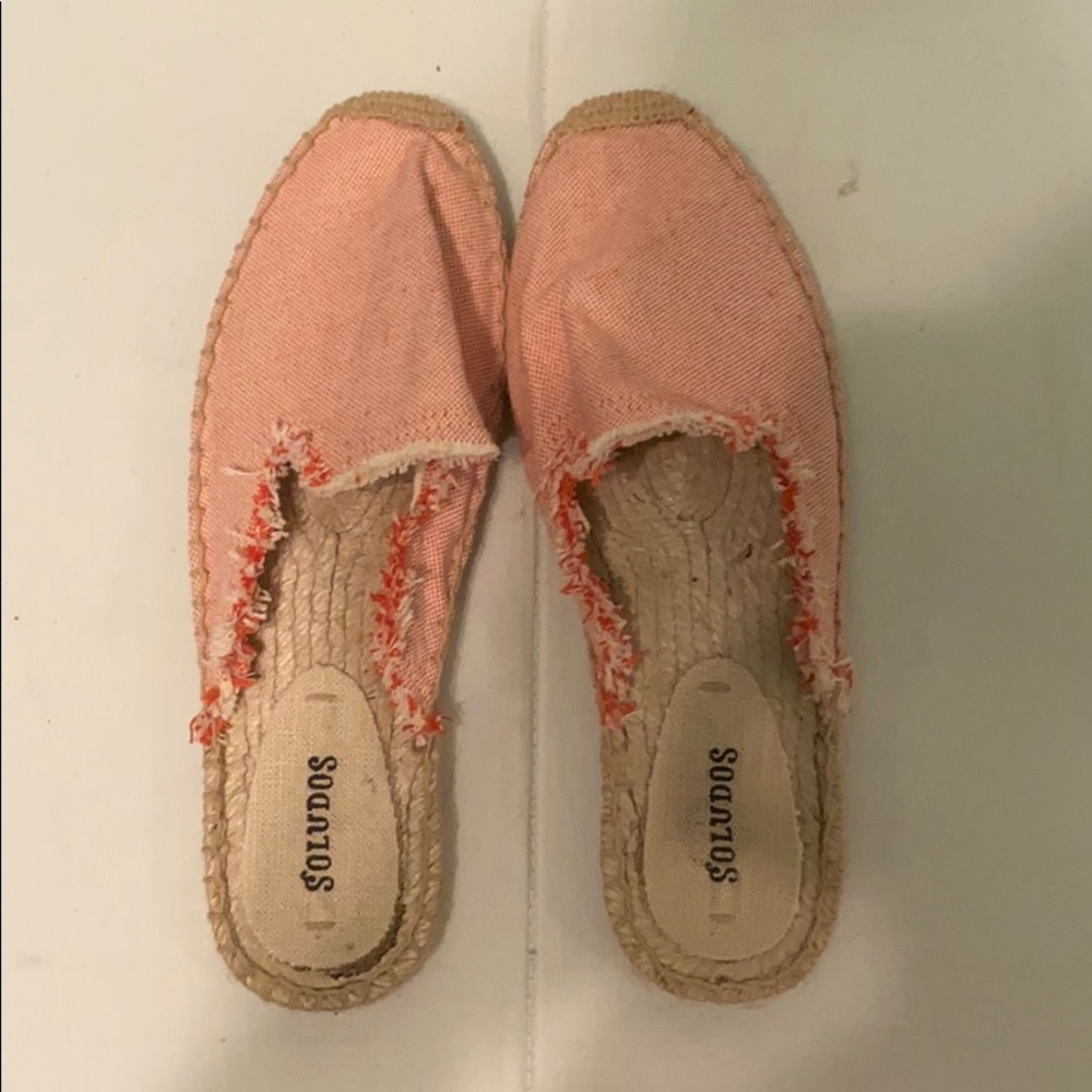 Soludos slips on